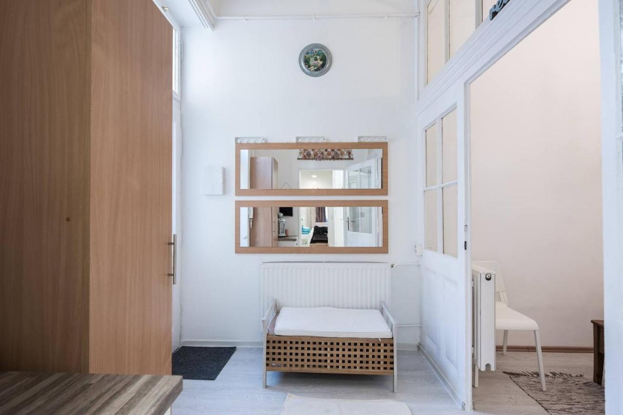 Cosy And Central Apartment With 4 Bedrooms And A/C Budapest Exterior foto