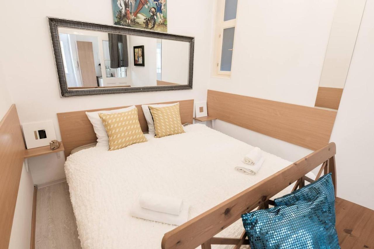 Cosy And Central Apartment With 4 Bedrooms And A/C Budapest Exterior foto