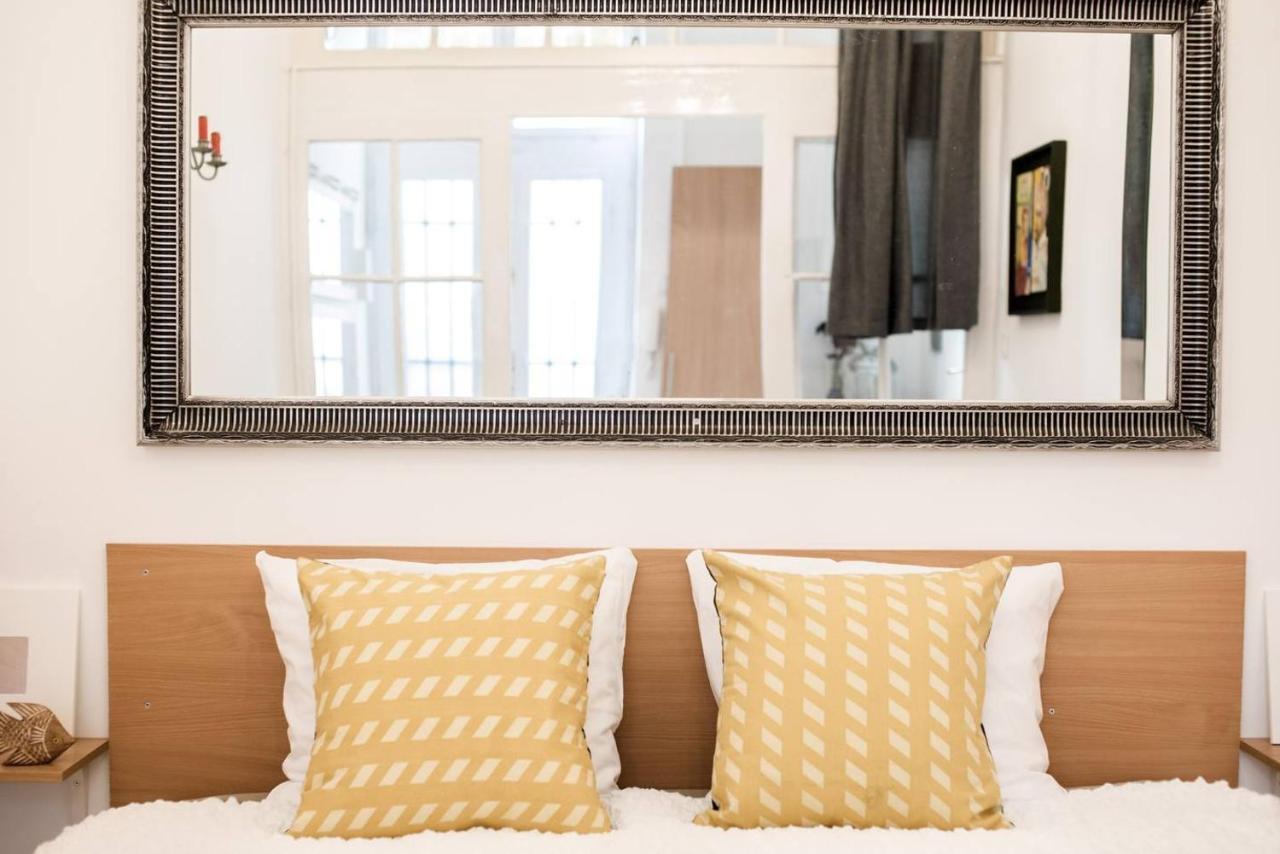 Cosy And Central Apartment With 4 Bedrooms And A/C Budapest Exterior foto